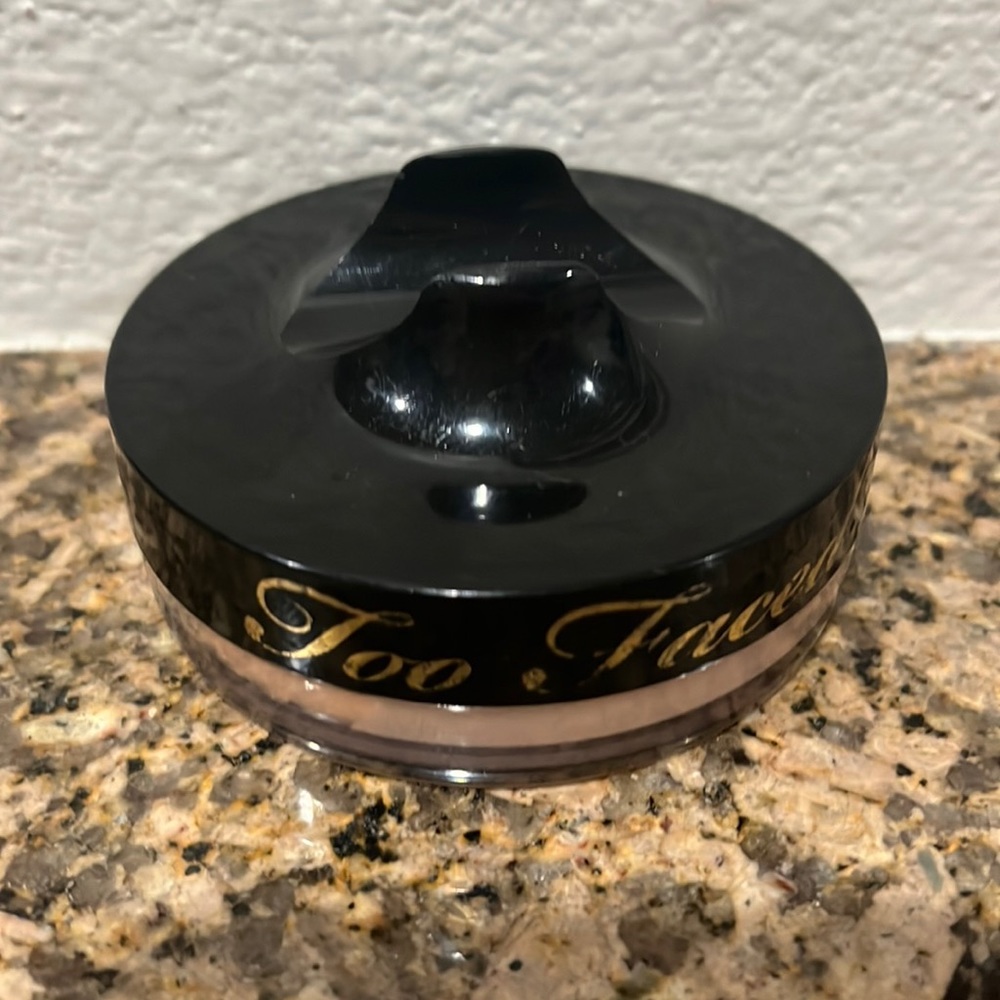 Too Faced Air Buffed BB Creme Cream Vanilla Glow